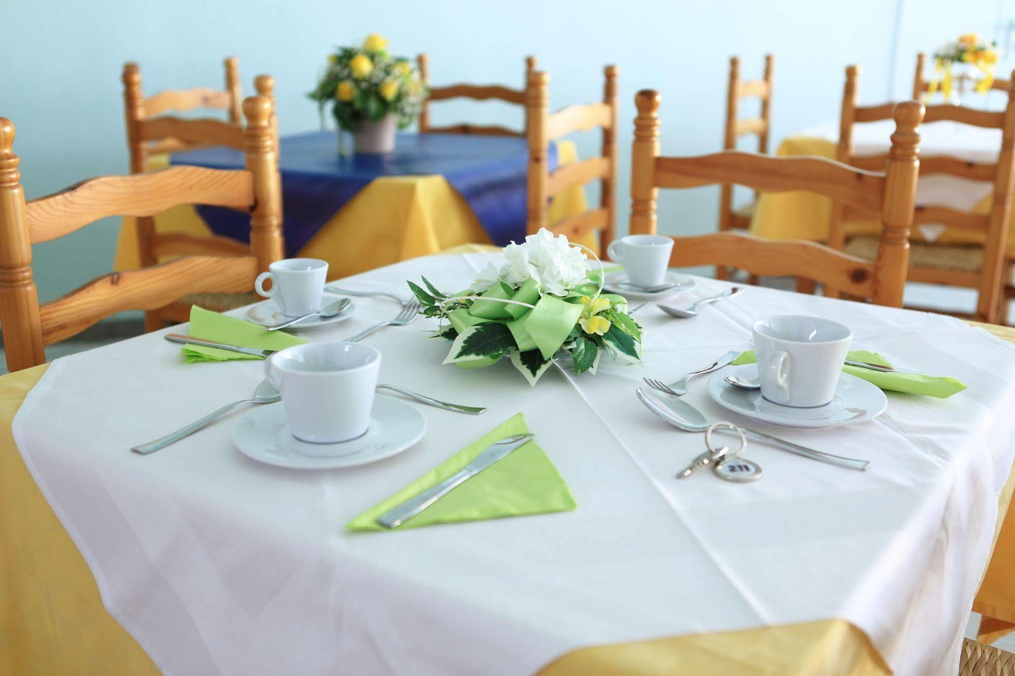 Hotel Dori D'Oro Orosei Ngoại thất bức ảnh